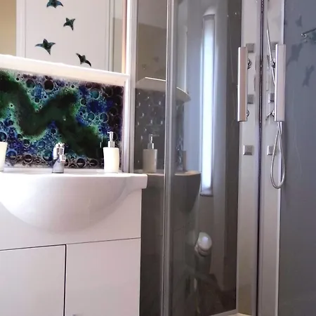 L'atelier S Oda ve Kahvaltı 3*